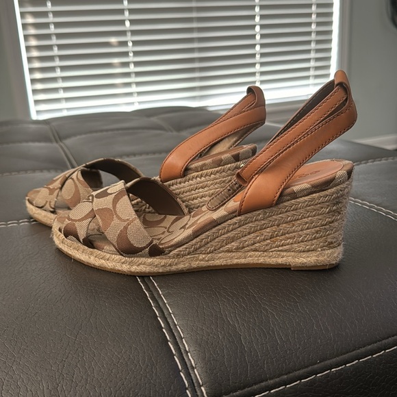 Good condition Coach wedge sandals - Picture 3 of 8